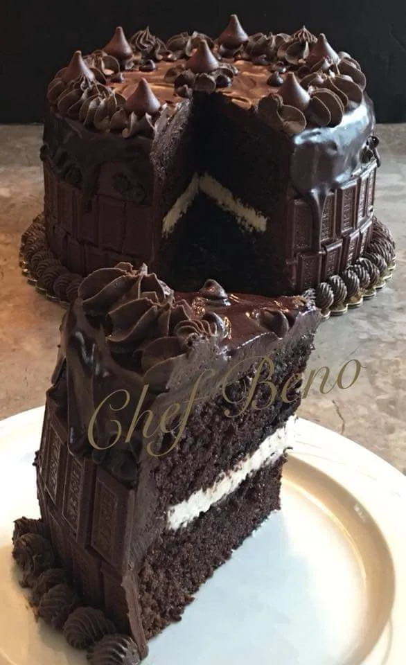 Hershey's Extrém Csokoládé Mártás vajas krémes tortához