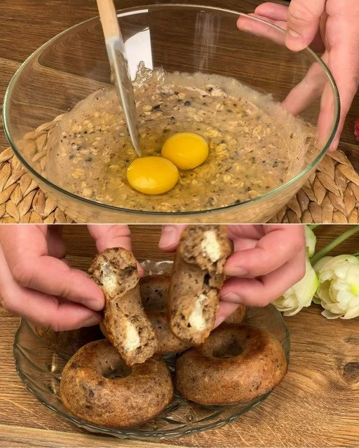 Egészséges fánkok kókuszos krémmel tálalva egy deszkán.