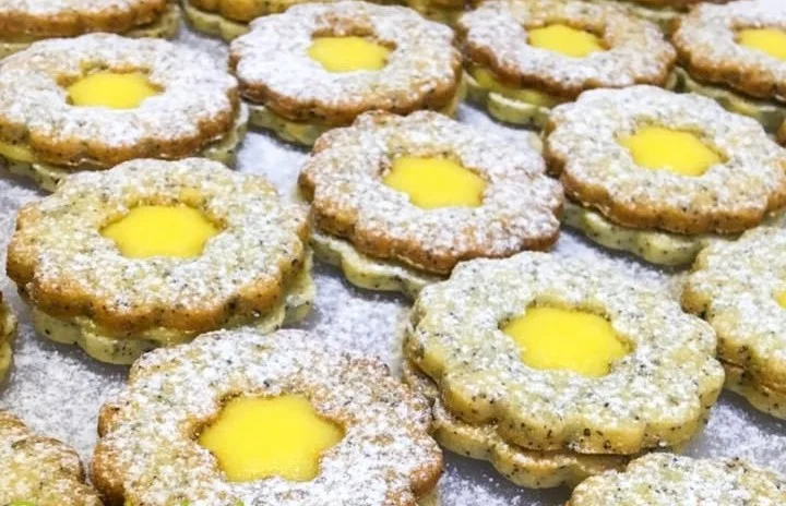 Friss citromos linzer sütemény, édes és ízletes falat